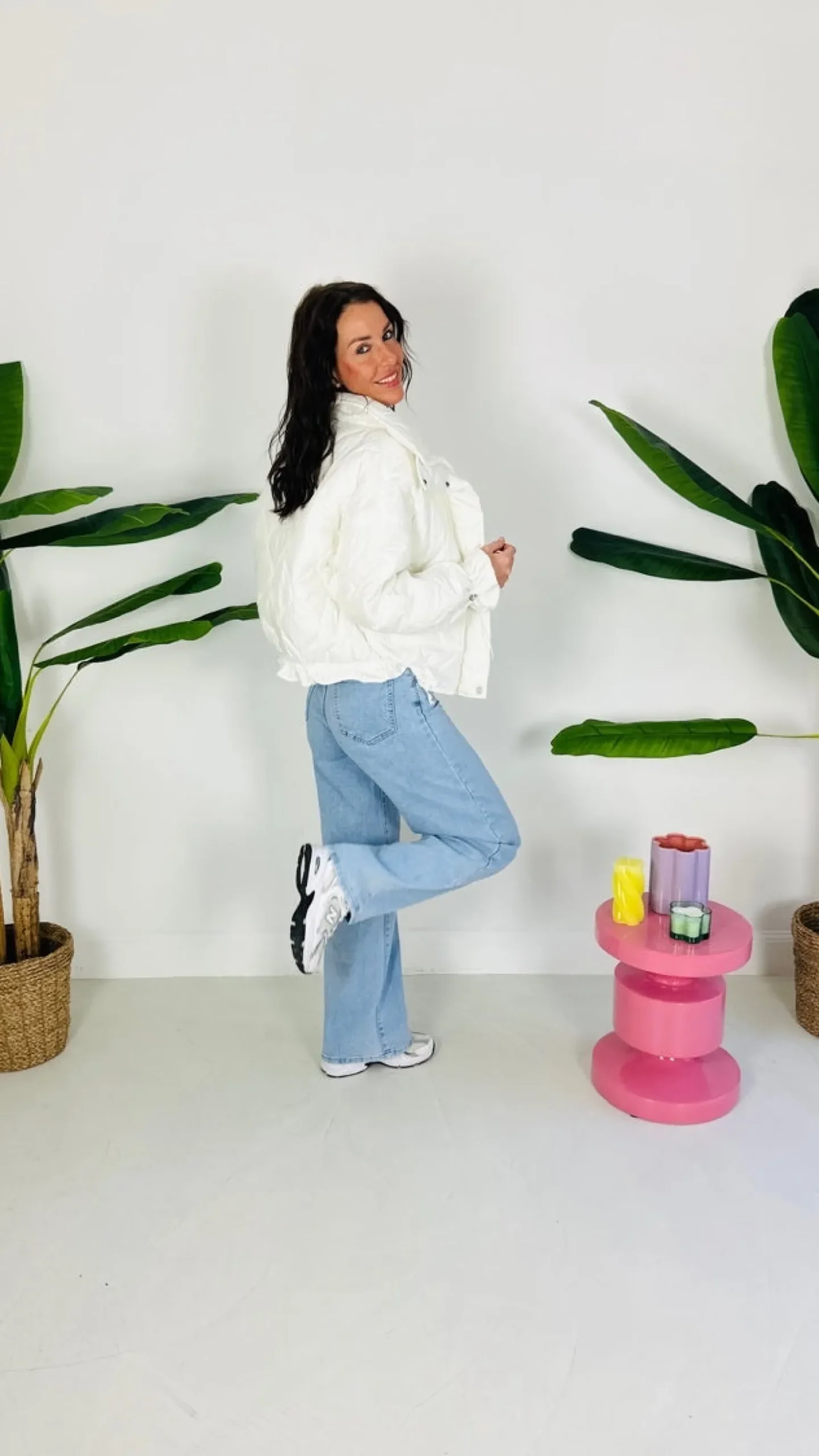 ANGELINA WHITE MIDSEASON JACKET