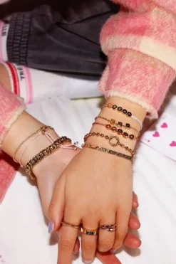 ARMBAND BOLLETJES MET RONDE SLUITING