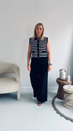 ASIYA BLACK/ECRU STRIPED PULL-GILET