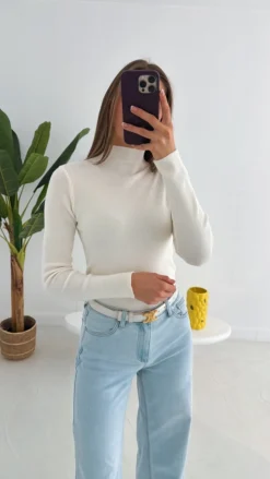 BASIC ECRU RIBBED PULL
