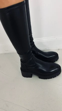 BLACK LEATHER BOOTS 9671 PU