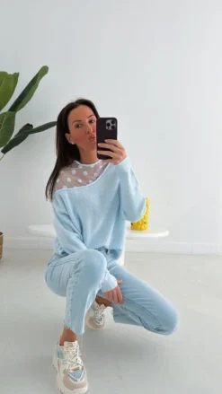FLORAL DREAM BLUE PULLOVER