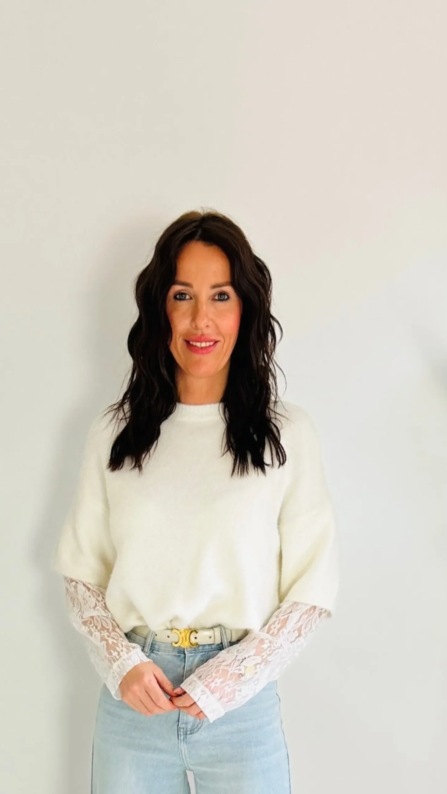 LACE BLOOM WHITE PULL
