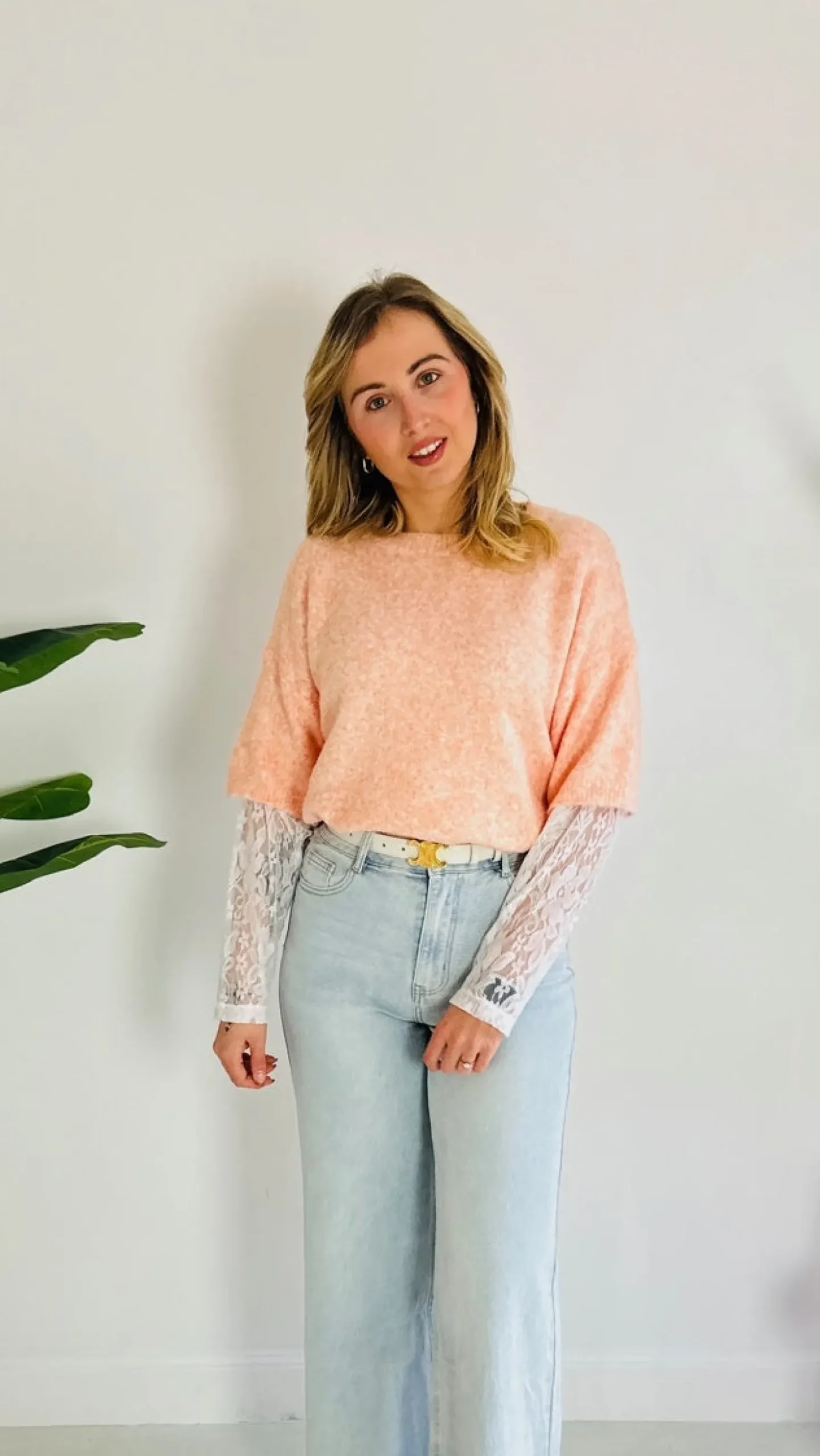 LACE PEACH WHITE PULL