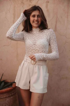 MERYEM ECRU LONGSLEEVE LACE TOP