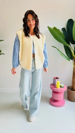 POPPY ECRU SLEEVELESS SPRING JACKET