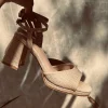 TE QUIERO BEIGE HEELS