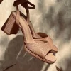 TE QUIERO PINK HEELS