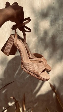 TE QUIERO PINK HEELS