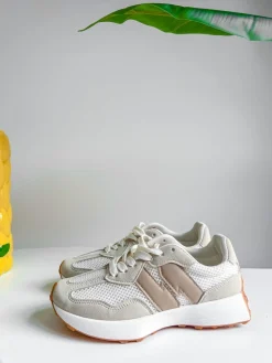 VANILLA VIBE SNEAKERS