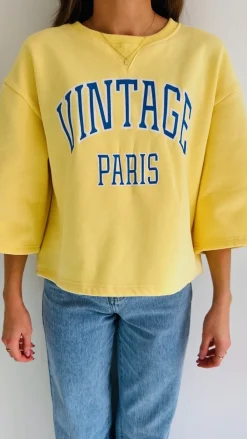 VINTAGE VIBES YELLOW SWEATER